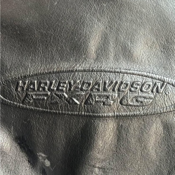 Harley-Davidson - Picture 3 of 5